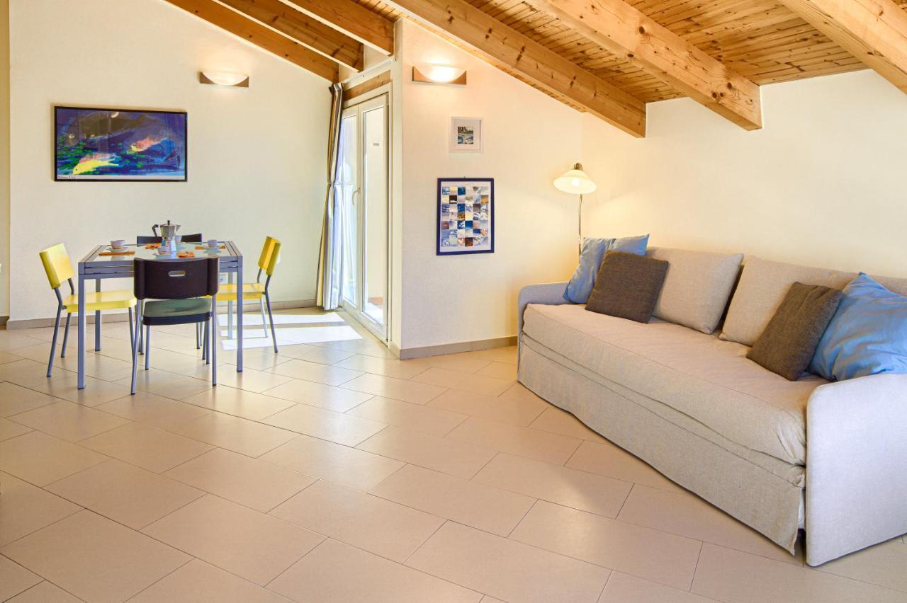 Appartamenti Villa Il Poggiolo دْيانو مارينا المظهر الخارجي الصورة
